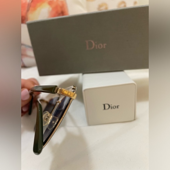 Dior Sunglasses - Picture 4 of 4